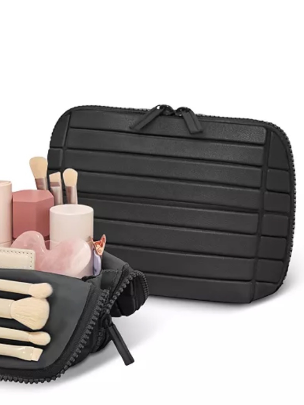 Parallelle The Small Onyx Traveller Cosmetic Bag